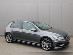 Volkswagen Golf - 1.5 TSI 150PK Highline Business R Navigatie/Camera/Stoelverwarming/Adaptive-cruisecontrol