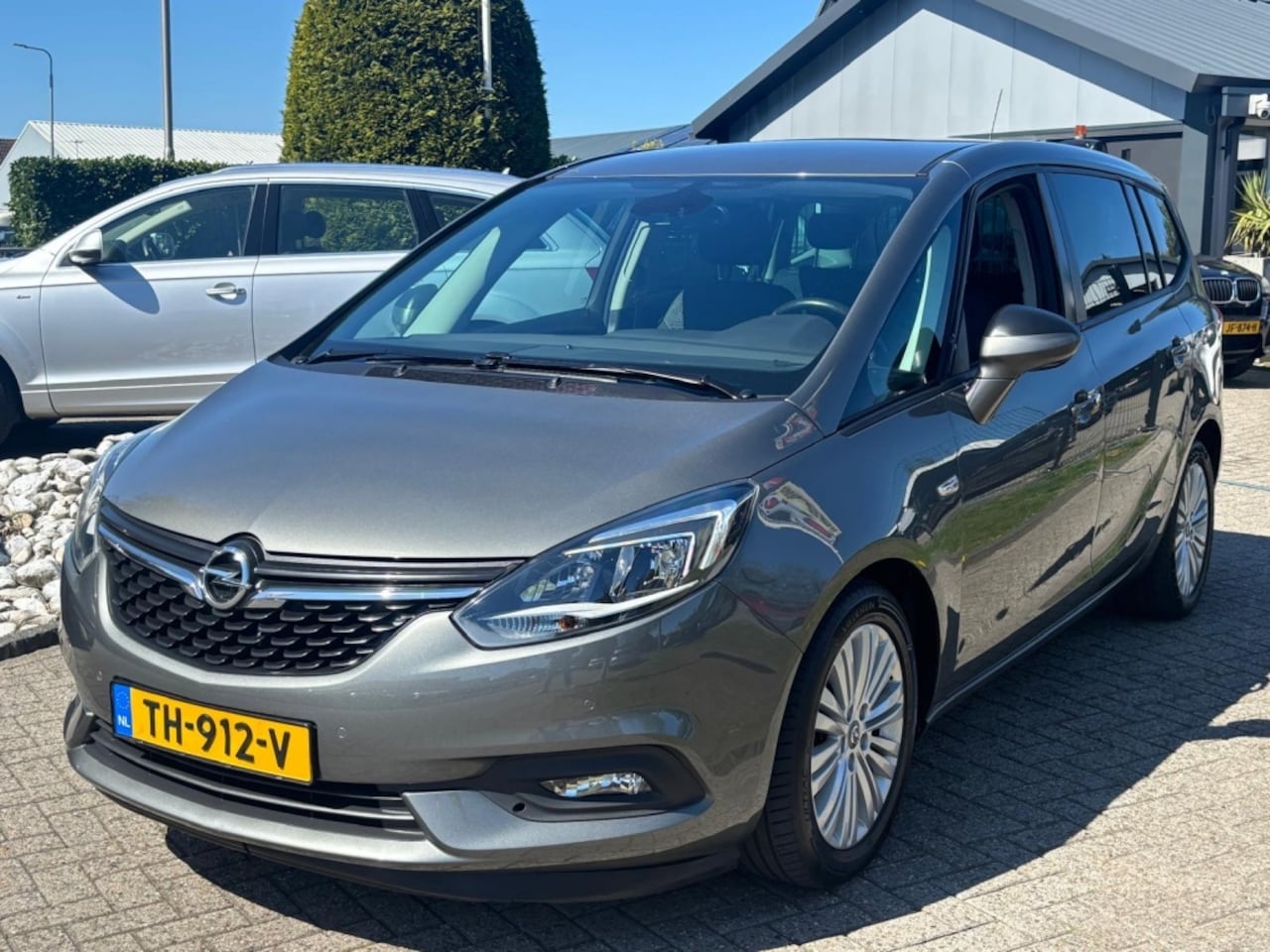 Opel Zafira - 1.4 Turbo Benzine 2018 7-Persoons 120.000 KM Camera - AutoWereld.nl