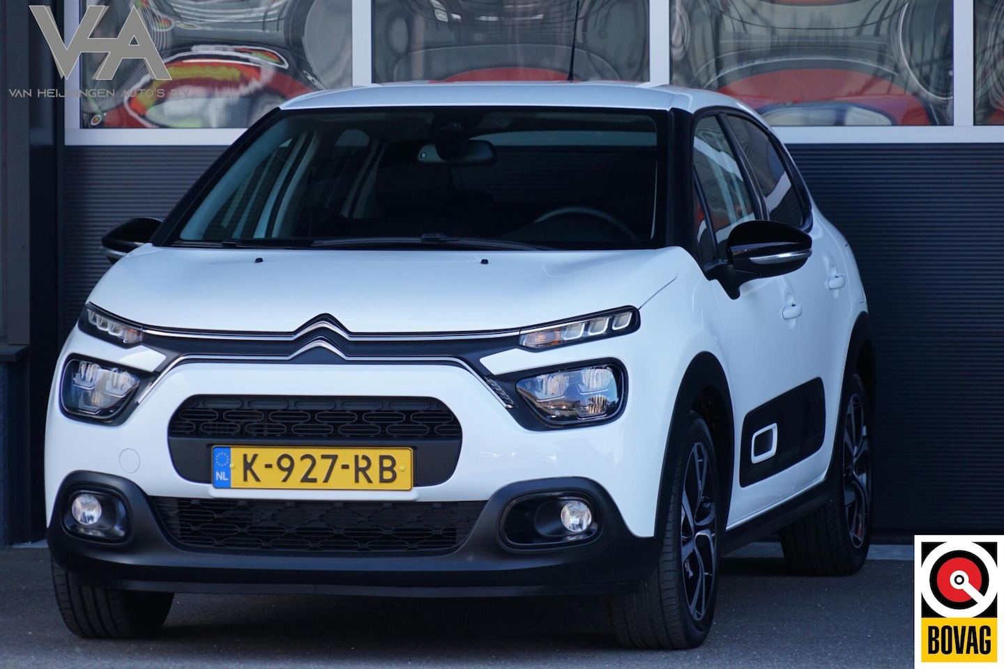 Citroën C3 - 1.2 PureTech Shine 1.2 PureTech Shine, NL, cam. CarPlay, trekh. dis. v.v. - AutoWereld.nl