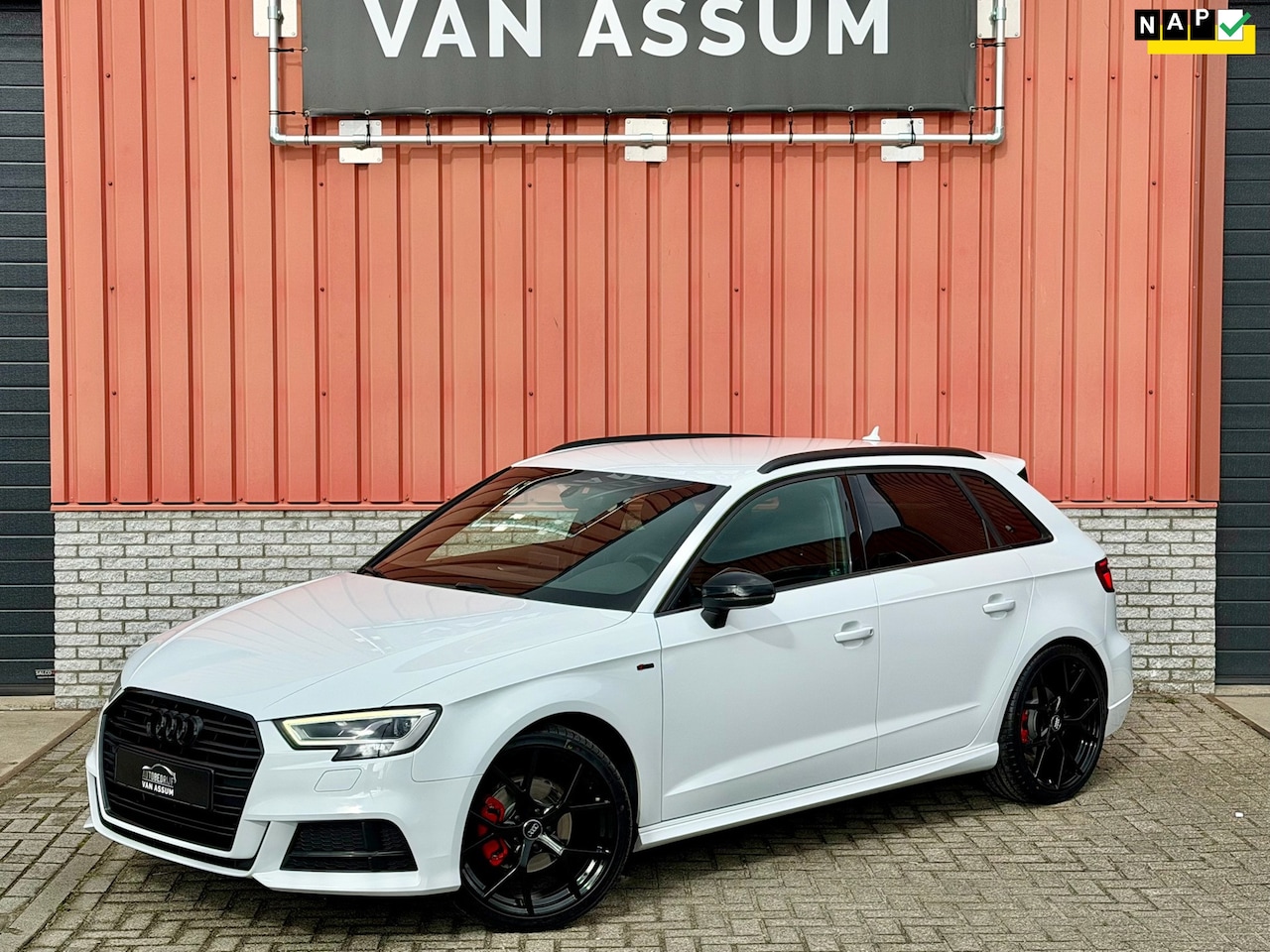 Audi A3 Sportback - 1.5 TFSI CoD 3x S-Line Cruise Navi NAP PDC - AutoWereld.nl
