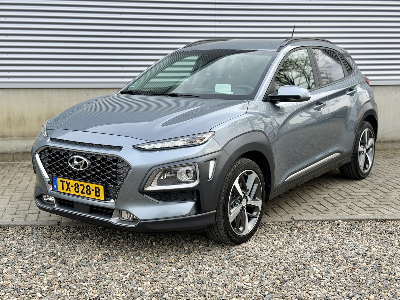 Hyundai Kona - 1.6 T-GDI Premium 1.6 T-GDI Premium - AutoWereld.nl