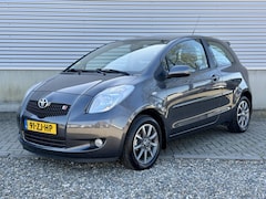 Toyota Yaris - 1.3 VVTi Sol