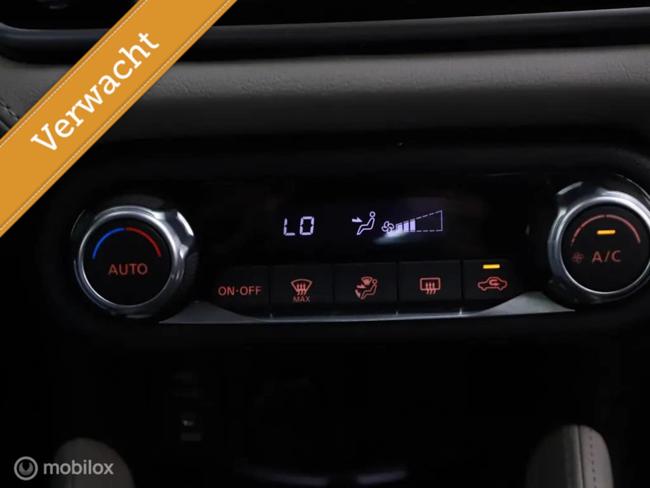 Nissan Micra - 0.9 IG-T Tekna *NL, NAVI, CAMERA, RIJKLAARPRIS!*