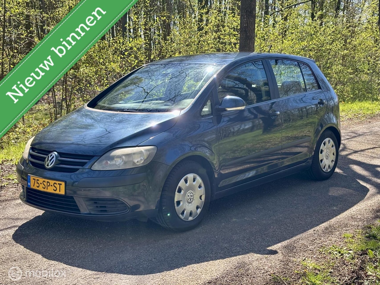 Volkswagen Golf Plus - 1.6 Trendline |Airco|Cruise|Trehaak|NAP - AutoWereld.nl