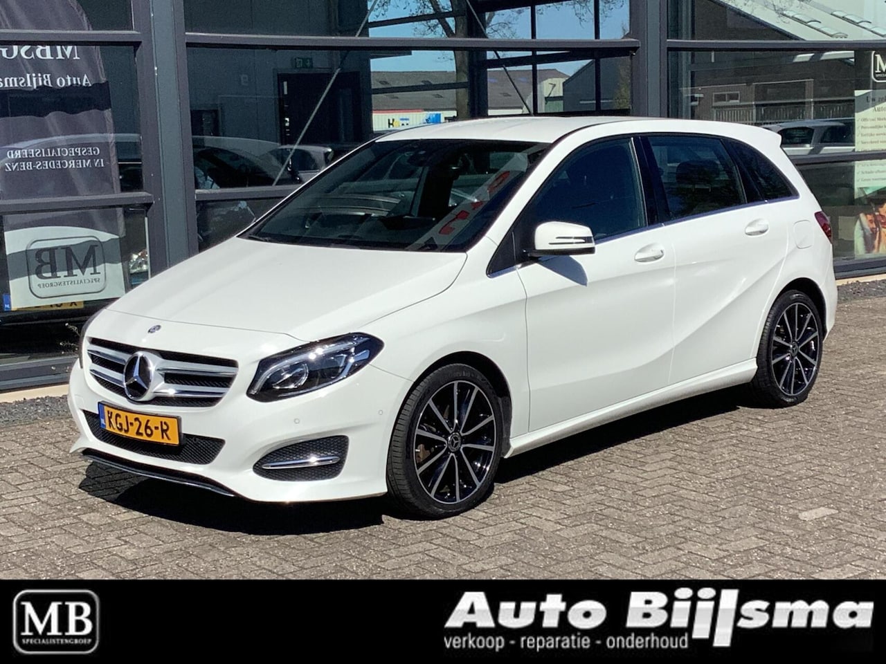 Mercedes-Benz B-klasse - 180 Ambition 180 Ambition, led verlichting, parkeersensoren, stoelverwarming, - AutoWereld.nl