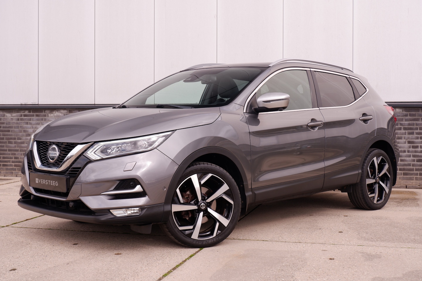Nissan Qashqai - 1.3 DIG-T Tekna + | Pano-Dak | Trekhaak | Carplay | Bose | Navi | Camera | Climate - AutoWereld.nl