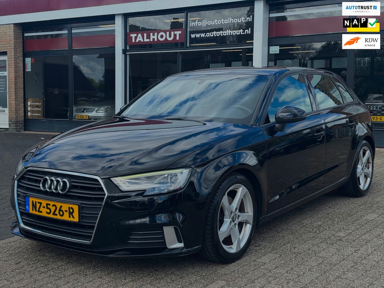 Audi A3 Sportback - 1.0 TFSI Sport Lease Edition | NAVI, LED, PDC, CRUISE CONTROL, BLUETOOTH - AutoWereld.nl