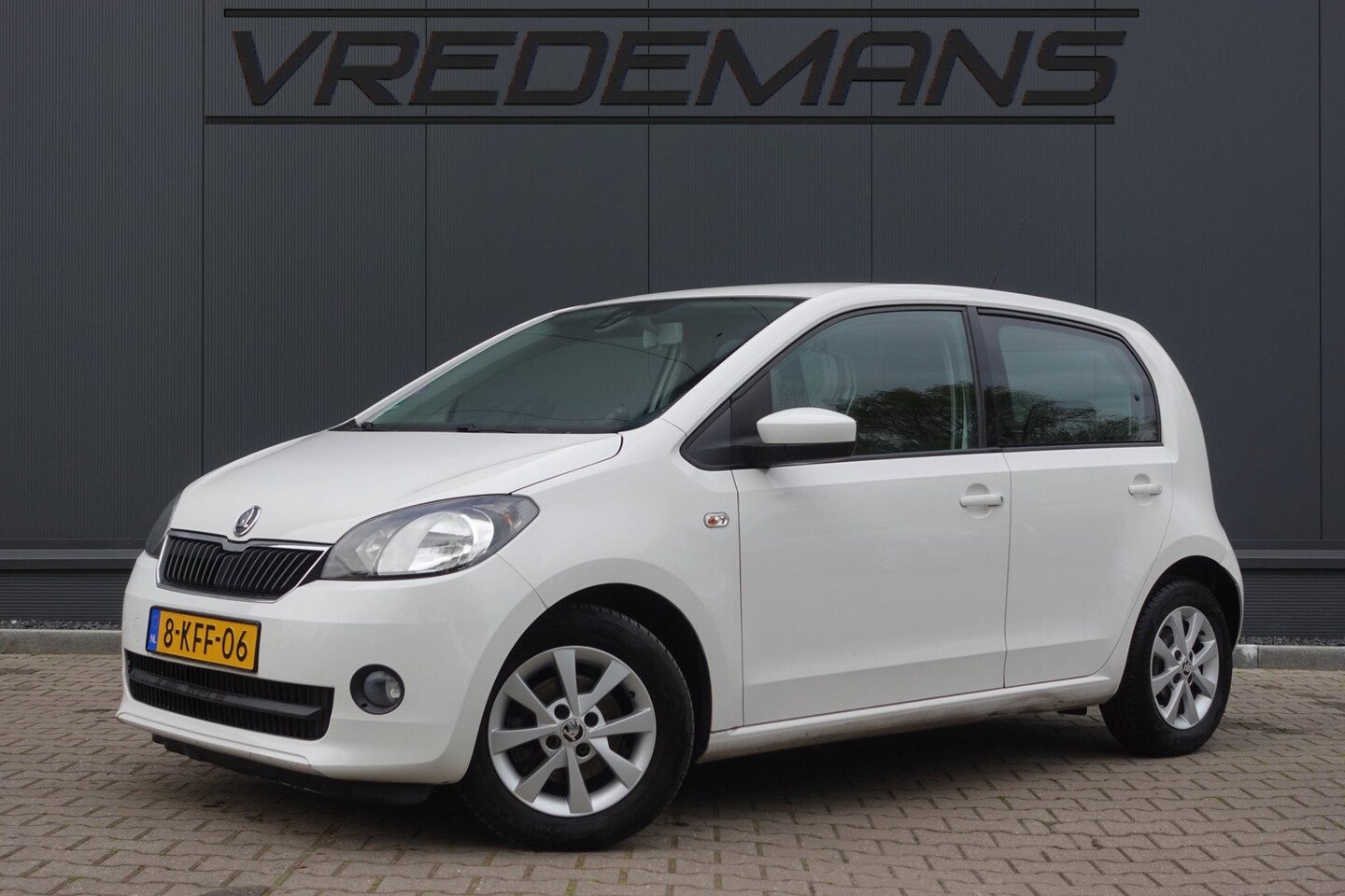 Skoda Citigo - 1.0 Greentech Elegance NAVI - AutoWereld.nl