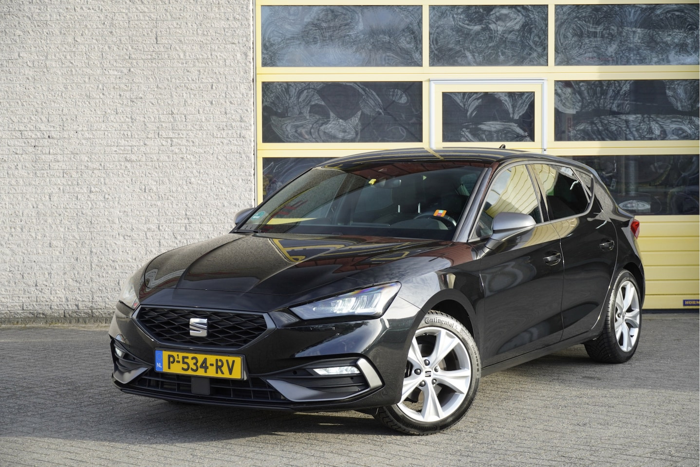 SEAT Leon - 1.0 TSI 5drs FR BJ2022 Lmv 17" | Led V+A | Pdc | App-Connect | Virtual cockpit | Dashboard - AutoWereld.nl