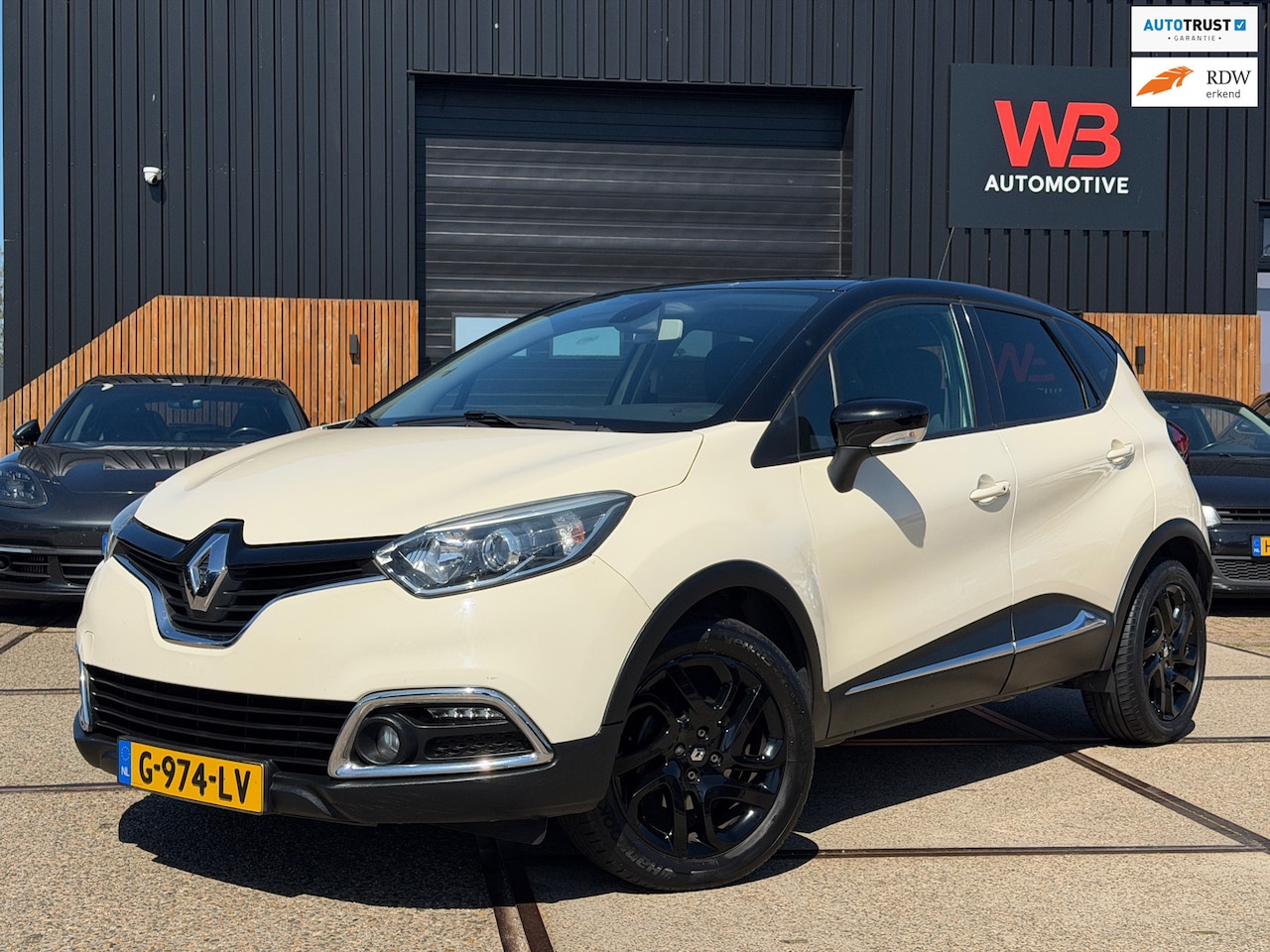 Renault Captur - 1.2 TCe Dynamique Cruise Climate Camera Automaat - AutoWereld.nl