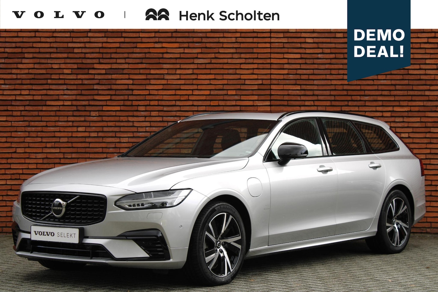 Volvo V90 - T6 Automaat Plug-In Hybrid AWD Plus Dark | Premium audio by Harman Kardon | Google Navigat - AutoWereld.nl