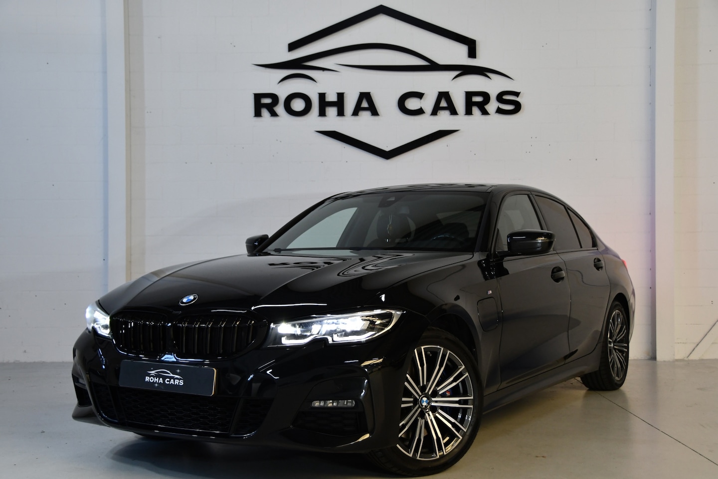 BMW 3-serie - 330e M-pakket, Applecarplay, Sfeerverlichting - AutoWereld.nl