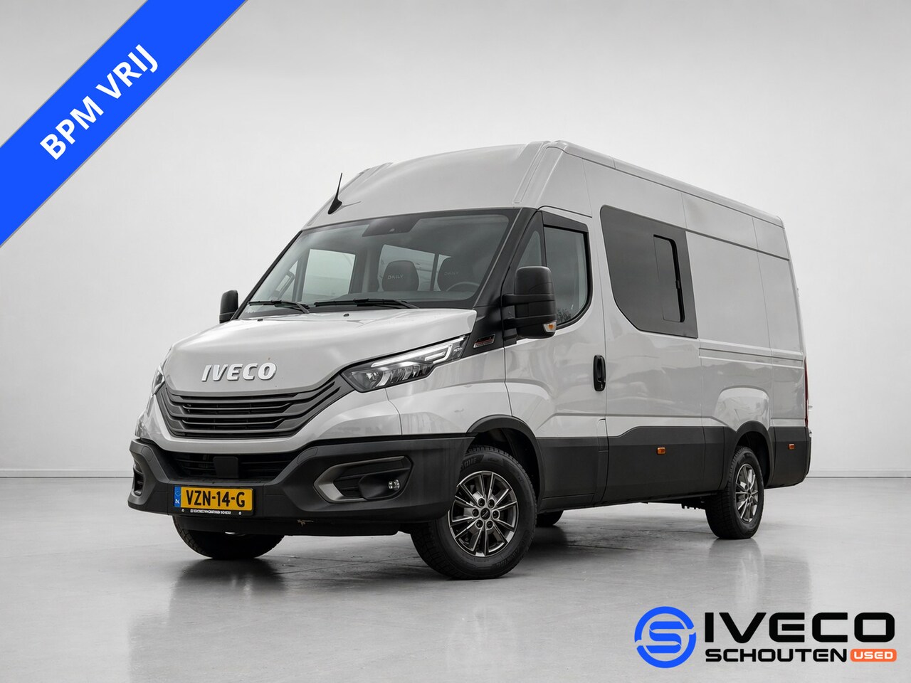 Iveco Daily - Multicab IS35SC2AA A8 Luchtvering • Adaptive Cruise Control •  Automaat • W3520L L3H2 • 3. - AutoWereld.nl