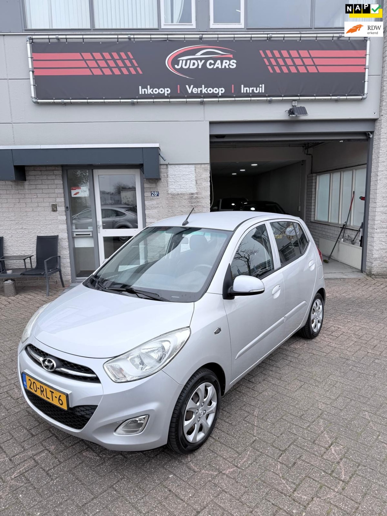 Hyundai i10 - 1.2 i-Motion Cool 1.2 i-Motion Cool - AutoWereld.nl