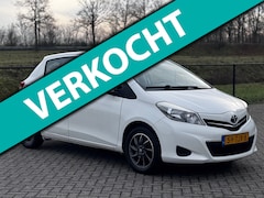 Toyota Yaris - 1.0 VVT-i Aspiration-Airco-Camera-Trekhaak-Nap