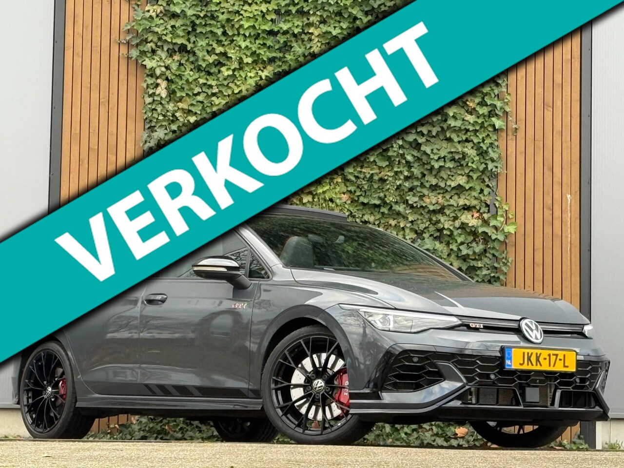 Volkswagen Golf - 2.0 TSI GTI 8.5 CLUBSPORT AKRAPOVIC|VOL|LEDER|PANO|GROTE NAVI - AutoWereld.nl