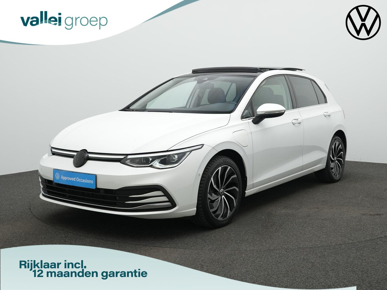 Volkswagen Golf - 1.4 eHybrid 204 pk Style | Panoramadak | Geheugen-/massagestoel | Adaptive Cruise | Naviga - AutoWereld.nl