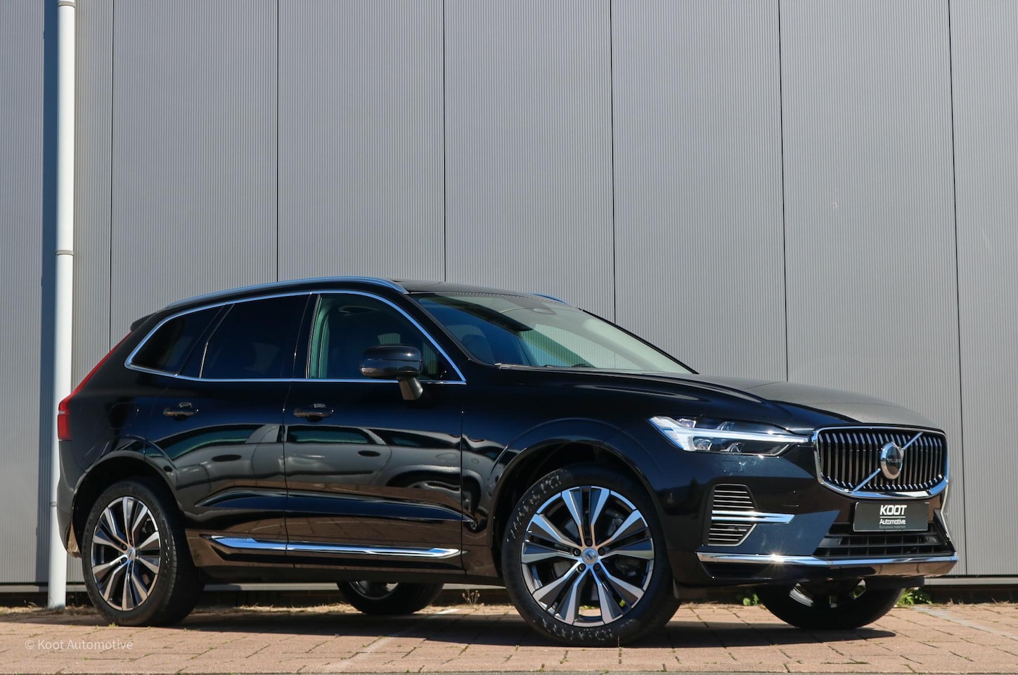 Volvo XC60 - T6 Recharge AWD Inscription | Luchtvering | Pano | Massage | Google | Harman/Kardon | Trek - AutoWereld.nl