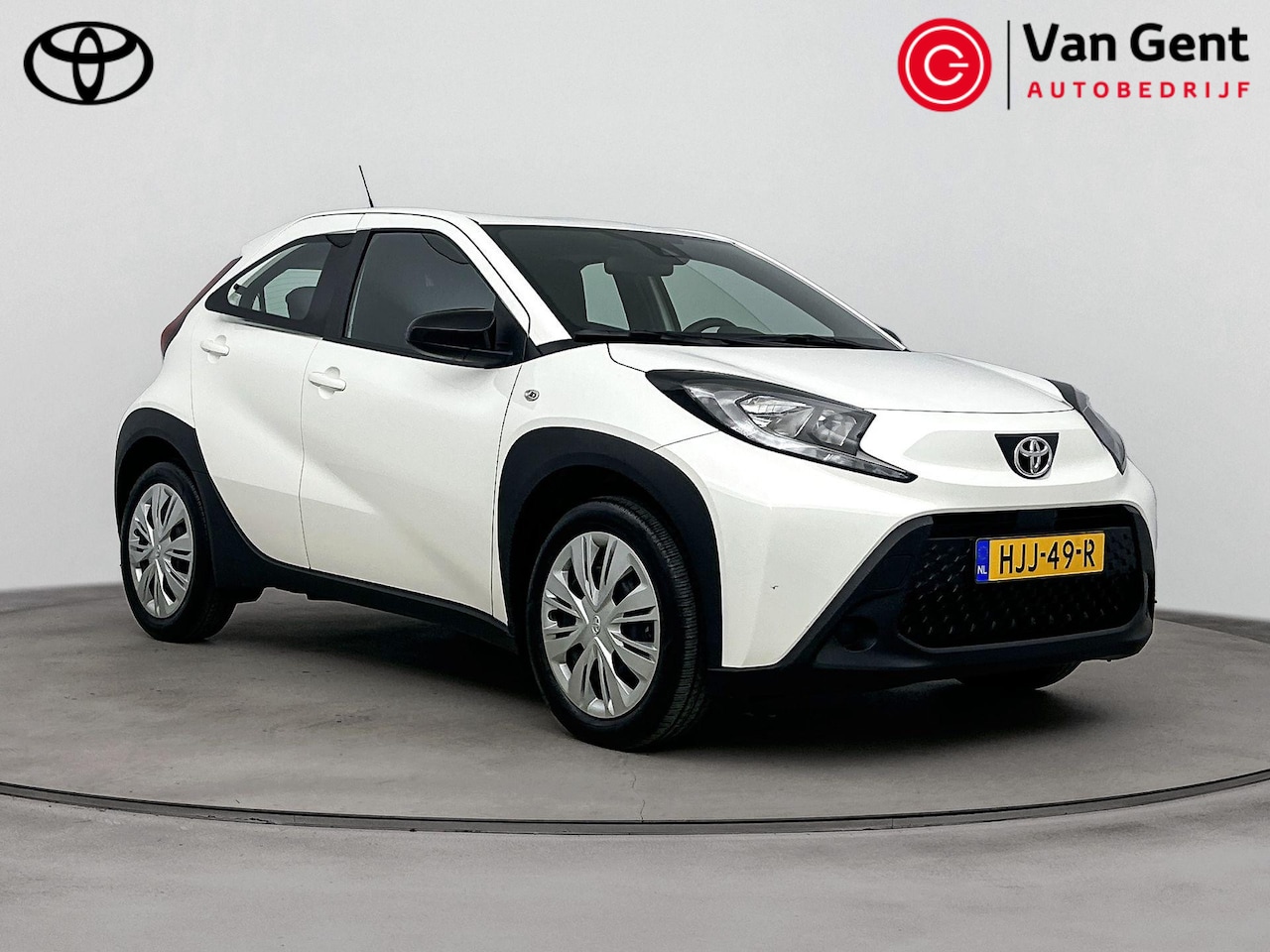 Toyota Aygo X - 1.0 VVT-i S-CVT Play | Apple Carplay / Android Auto | Adaptive Cruise | Airco | Camera | R - AutoWereld.nl