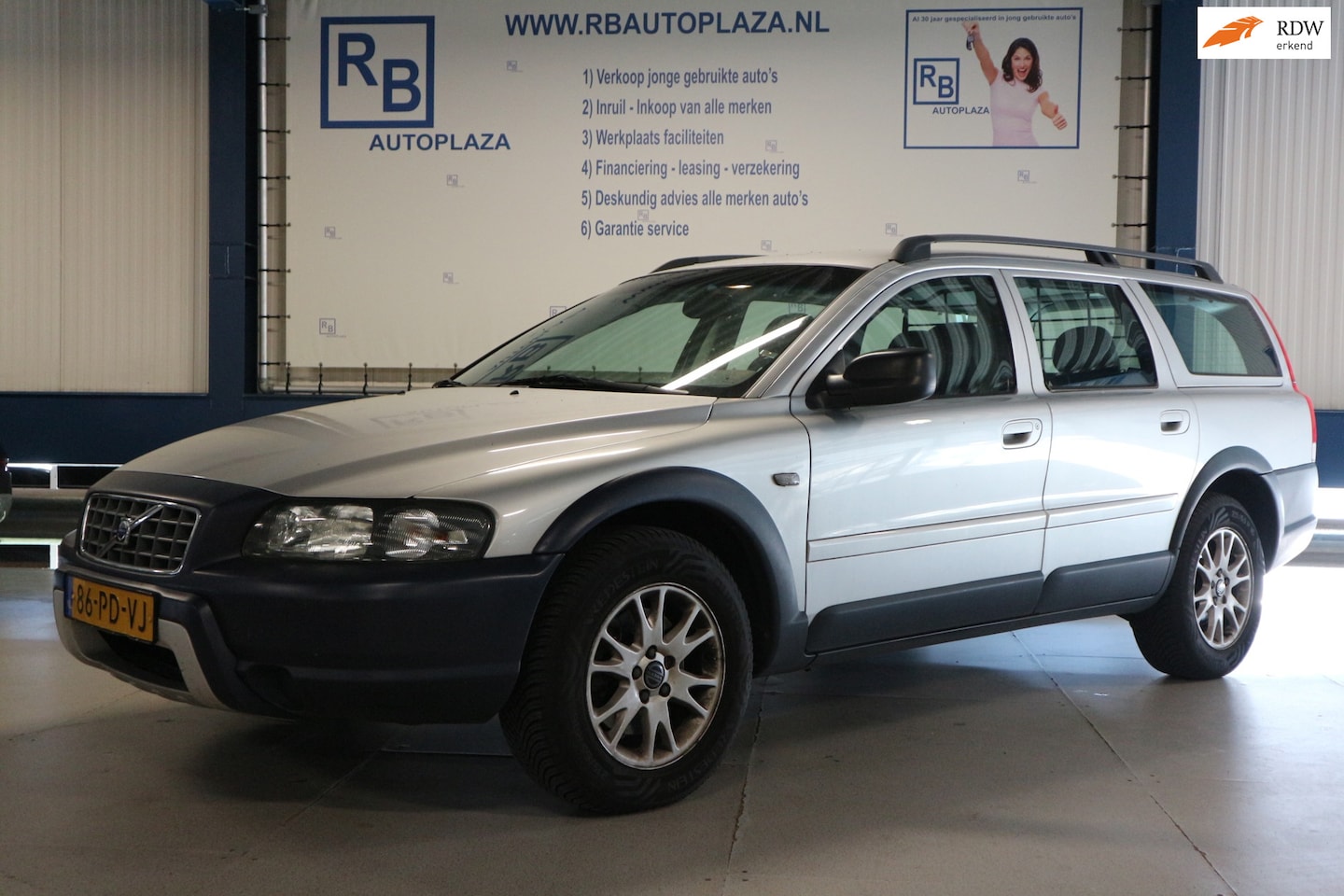 Volvo XC70 - 2.5 T Geartronic / LEER / NAV / NAP KM STAND / DISTRIBUTIE VV ! ! ! - AutoWereld.nl