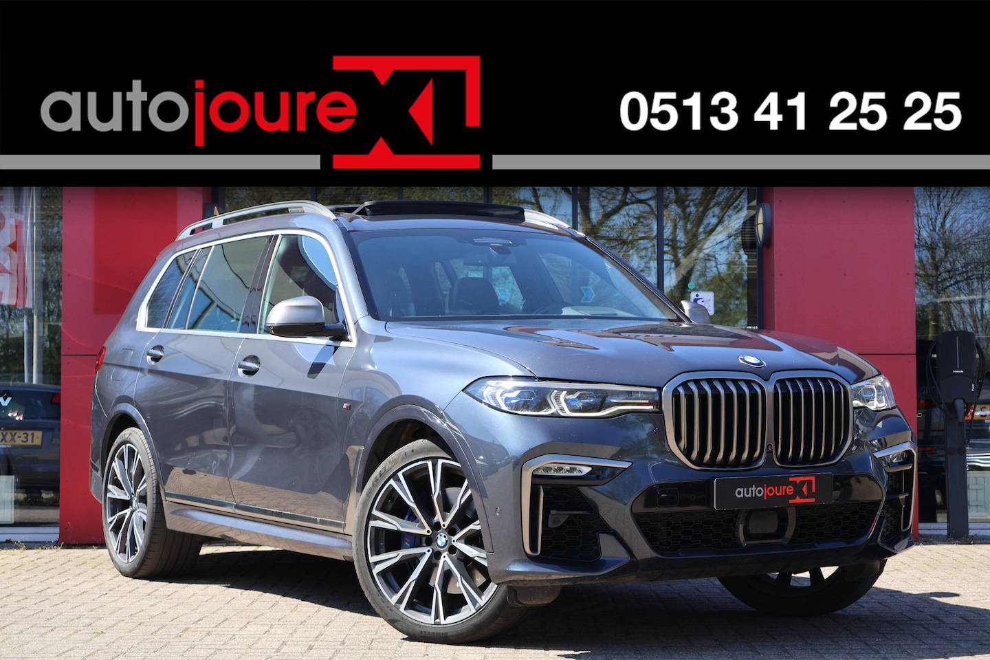 BMW X7 - M50d 6persoons. | Panoramadak | M-Sport | HUD | DA Plus | B&W Audio | Trekhaak | - AutoWereld.nl