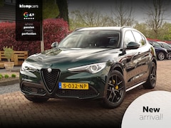 Alfa Romeo Stelvio - 2.2d Customized Verde Visconti | Carplay | 20 inch | Leer | ETC