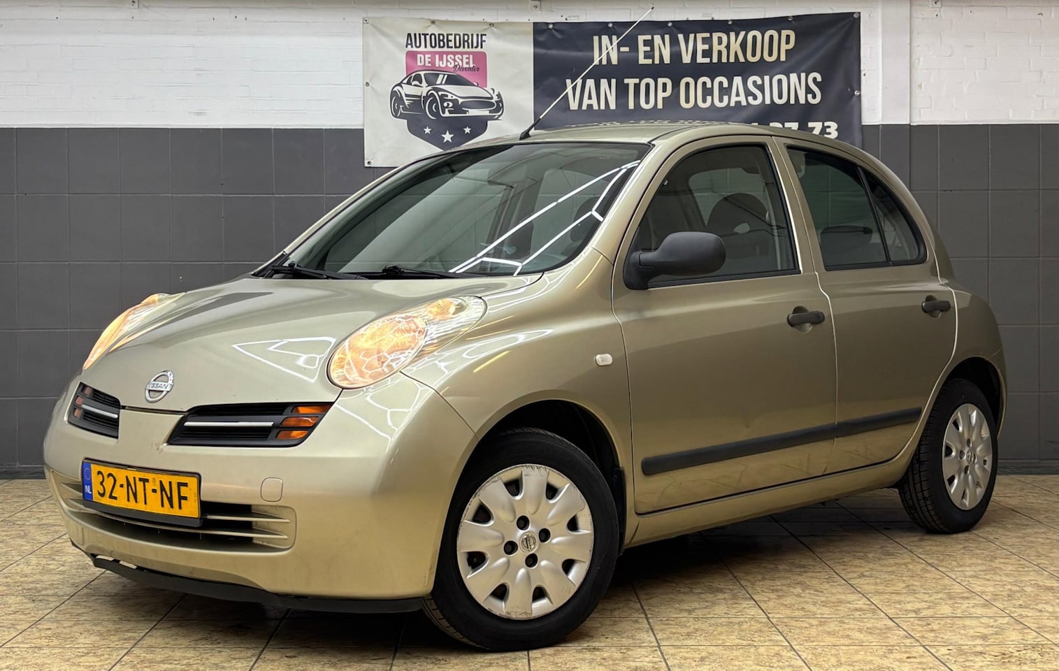 Nissan Micra - 1.3 Visia/ 2DE EIGN - AutoWereld.nl