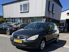 Peugeot 307 - 1.6-16V XS 3 Deurs Clima Keurig nette en perfect rijdende 307 met een Nieuwe Apk 22-04-202