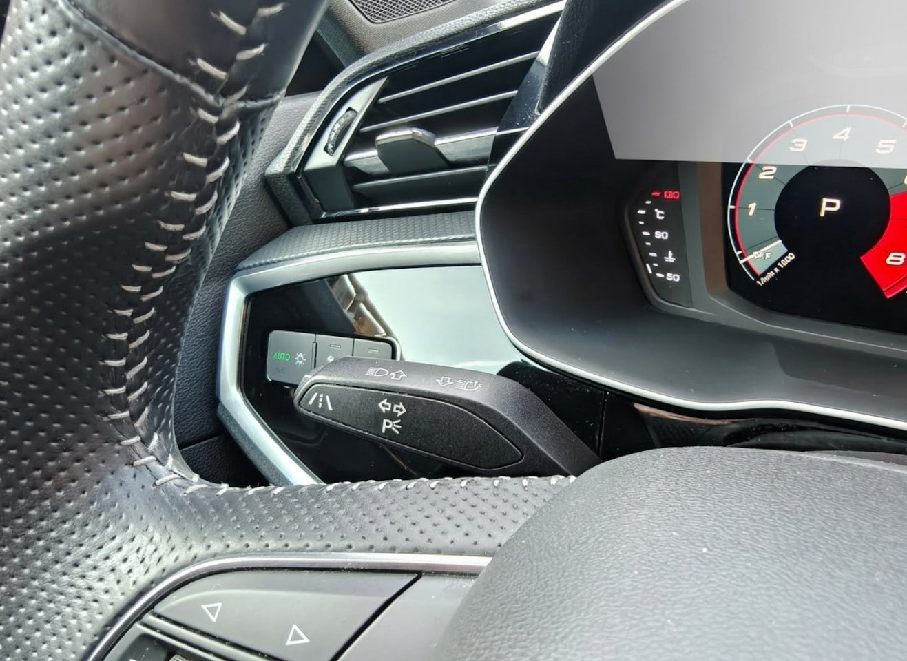 Audi Q3 - 35 TFSI S Line 35 TFSI S Line, Leer, Virtual, Clima, Cruise, PDC, Navi, 1e eig, Dealer ond, NAP