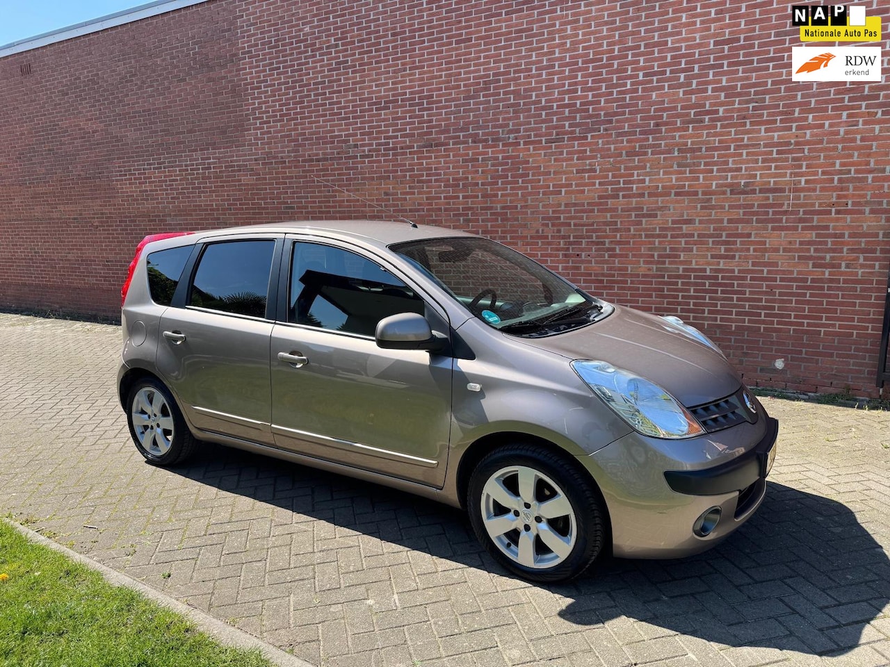 Nissan Note - 1.6 First Note Clima Automaat - AutoWereld.nl
