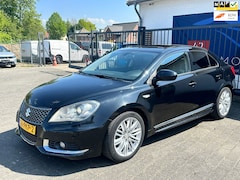 Suzuki Kizashi - 2.4 Sport / SCHUIF - KANTELDAK / KEYLESS / STOELVERWARMING / MEMORY