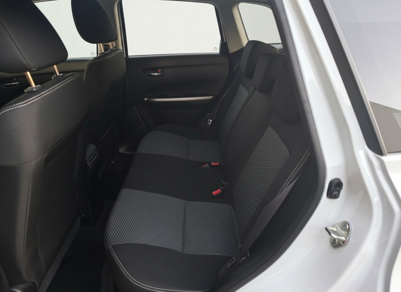 Suzuki Vitara - 1.4 Boosterjet Select Smart Hybrid 1.4 Boosterjet Select Smart Hybrid, Nieuwstaat!