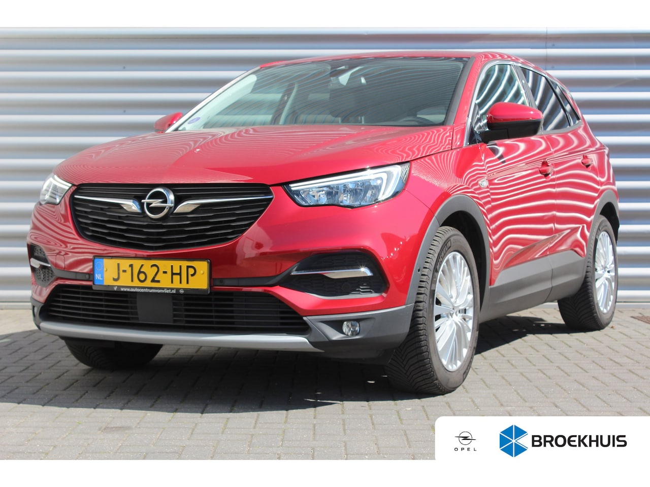Opel Grandland X - 1.2 TURBO 130PK INNOVATION+ / NAVI / LEDER / CLIMA / FULL-LED / PDC / AGR / 18" LMV / TREK - AutoWereld.nl