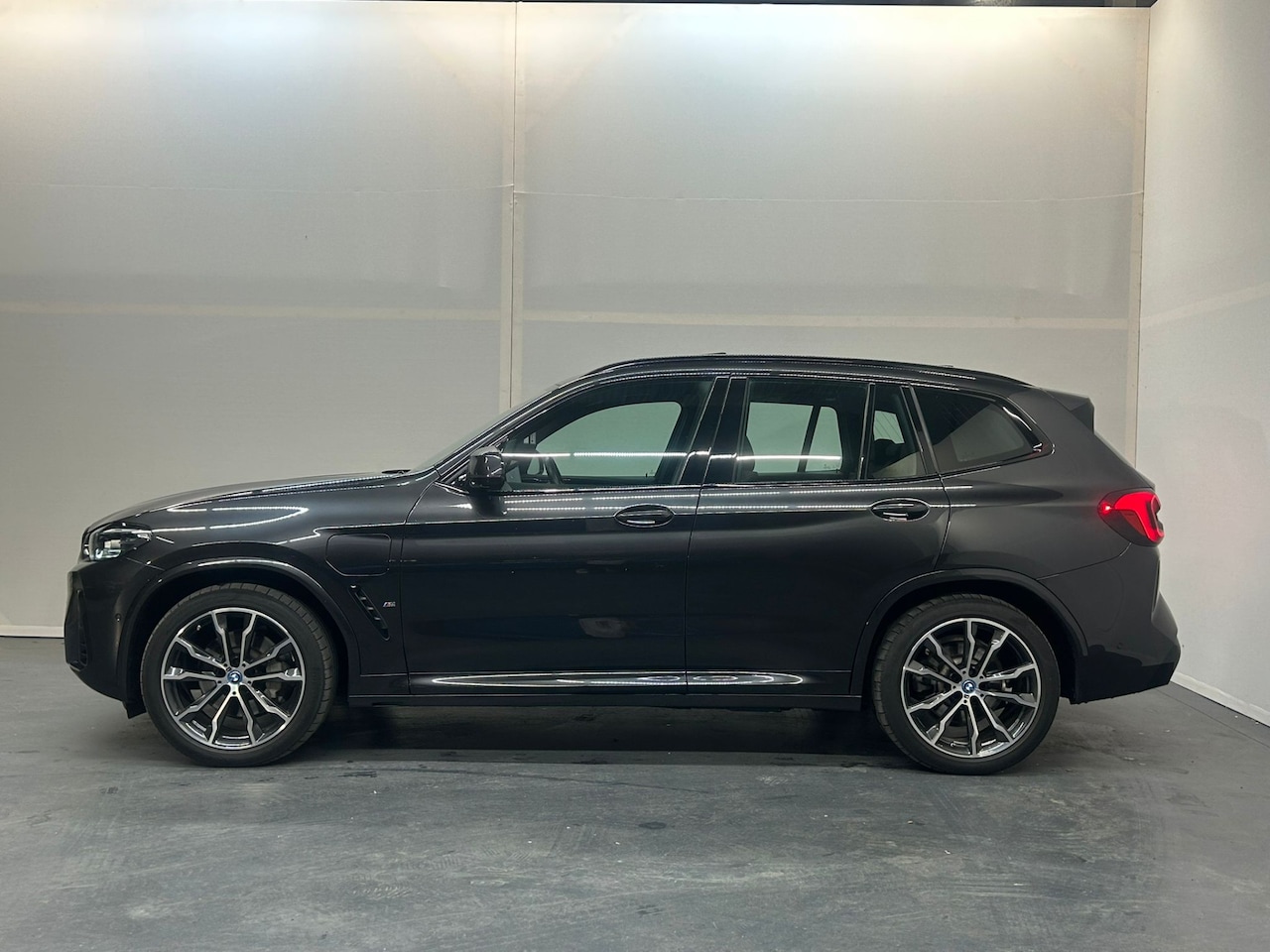 BMW X3 - xDrive30e | Trekhaak | Panoramadak | - AutoWereld.nl