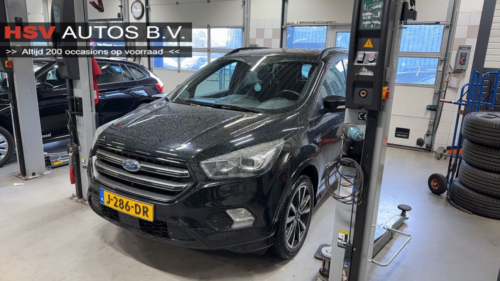 Ford Kuga - 1.5 EcoBoost ST Line AWD navi LM automaat - AutoWereld.nl