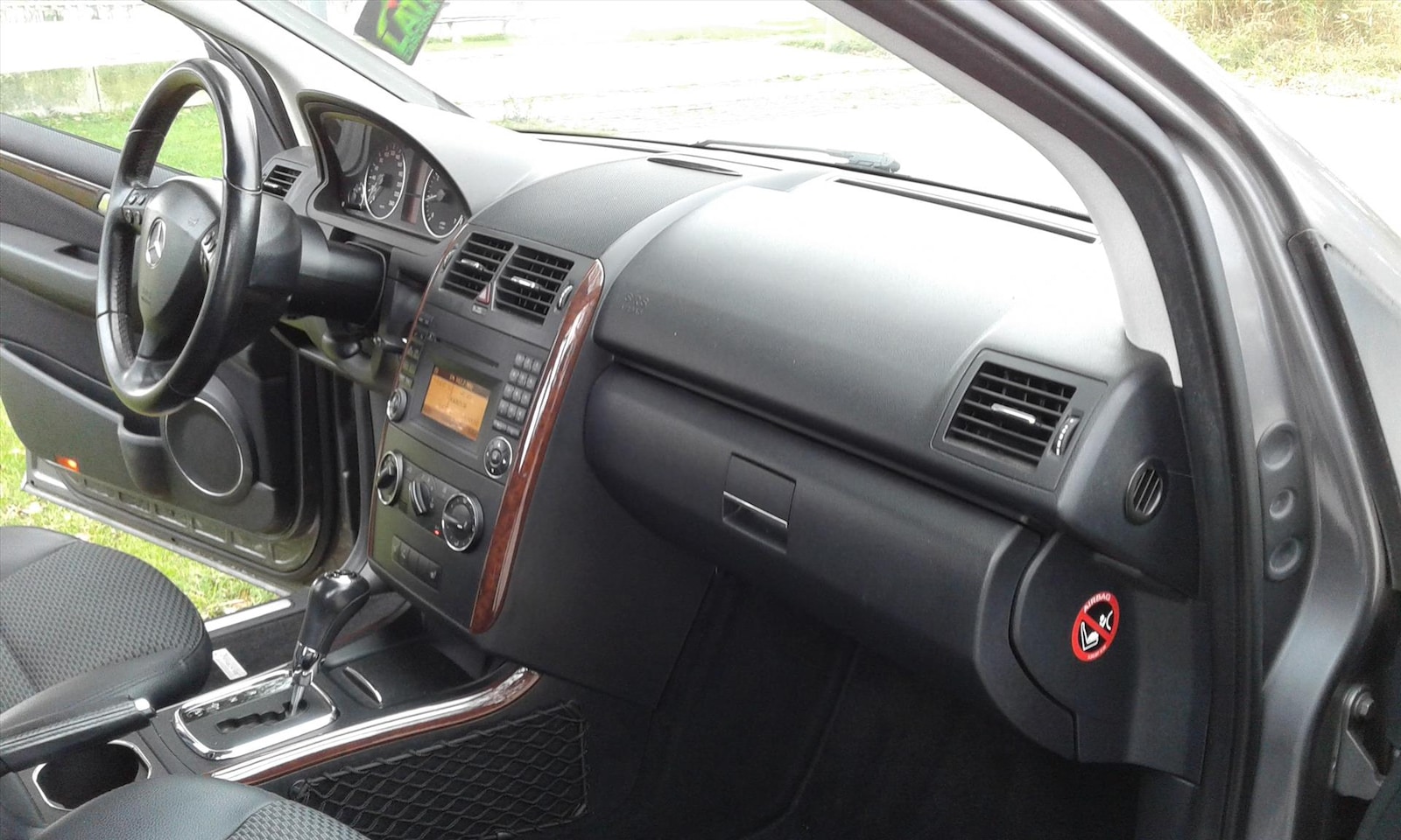 Mercedes-Benz A-klasse - A 180 CVT 5D
