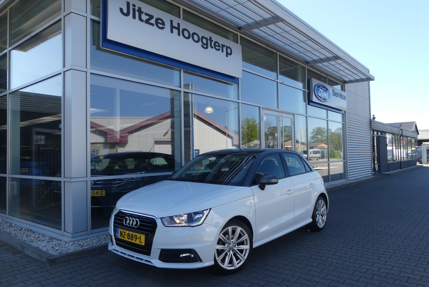 Audi A1 Sportback - 1.0 TFSI Adrenalin CRUISE, AIRCO, NAVI, PDC, BLUETOOTH, ELEKT. RAMEN, 197.420KM - AutoWereld.nl