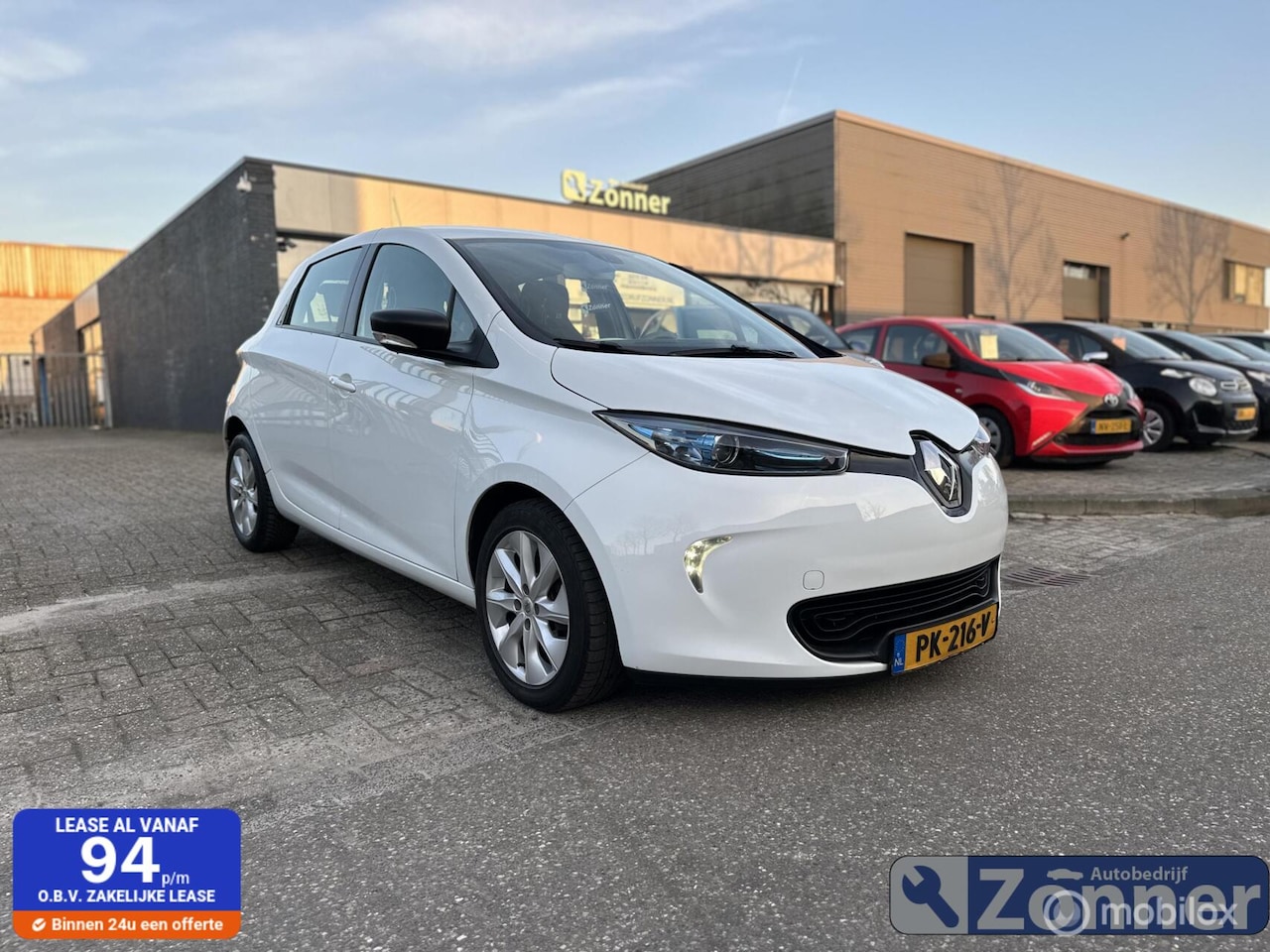 Renault Zoe - Q90 Life Quickcharge 41 kWh EIGEN ACCU! - AutoWereld.nl