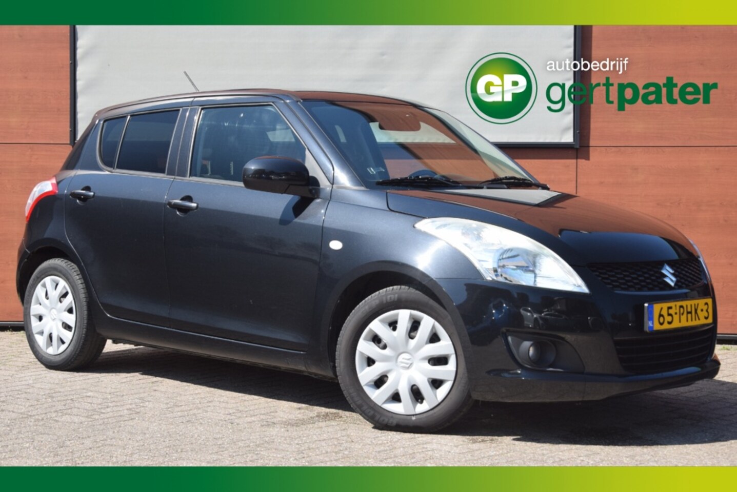Suzuki Swift - 1.2 Exclusive EASSS Clima/Bluetooth/Stoelverwarming/Cruise - AutoWereld.nl