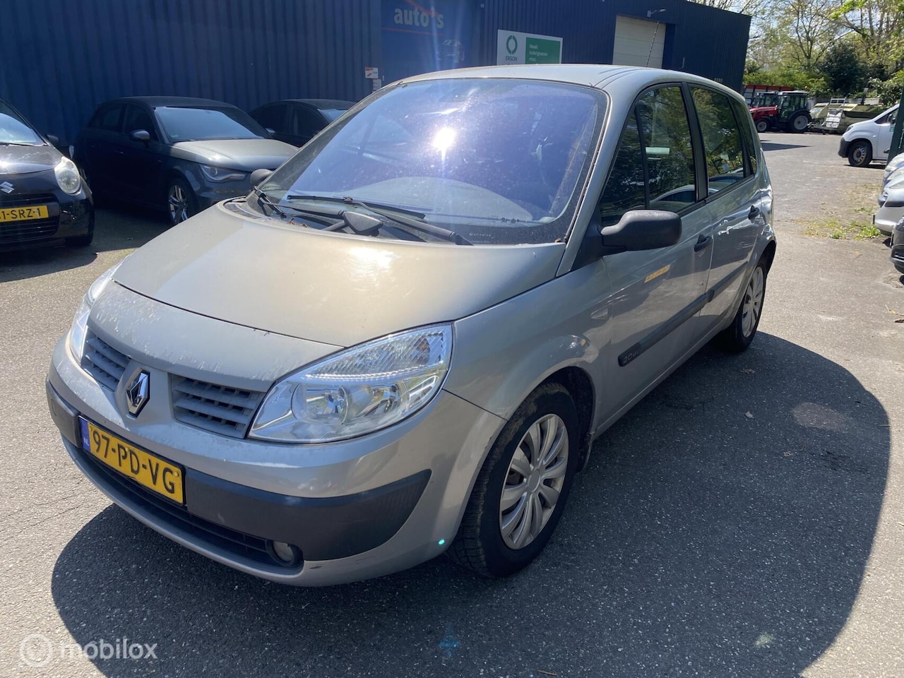 Renault Scénic - 2.0-16V Expression Comfort ECC CRUISE TREKHAAK APK 30-03-2027 - AutoWereld.nl