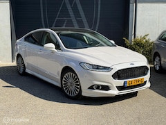 Ford Mondeo - 2.0 Titanium S Uniek Pano Trekhaak Stuurverw 18'