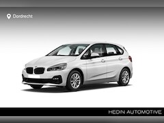 BMW 2-serie Active Tourer - 218i Executive Automaat | Navi Plus | PDC | Head-Up Display | Metallic | 20.000 km | 2 jaa