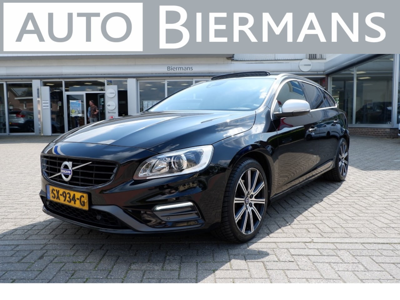 Volvo V60 - 2.0 T4 Bus. Sport / INCL. 12mnd BOVAG / schuif-Kantel dak - AutoWereld.nl