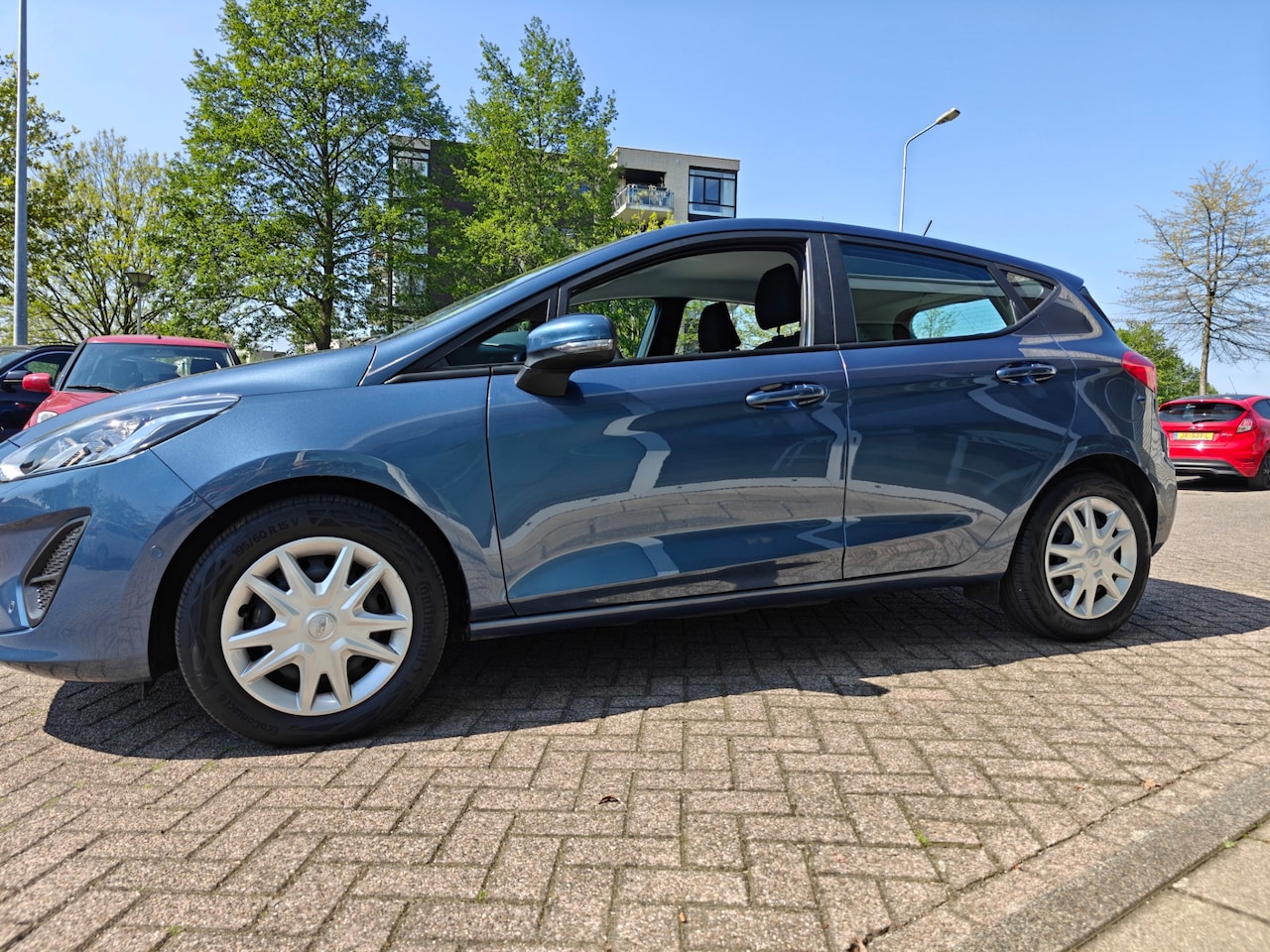 Ford Fiesta - 1.0 EcoBoost Connected / Groot scherm / PDC / Eerste eigenaar! - AutoWereld.nl