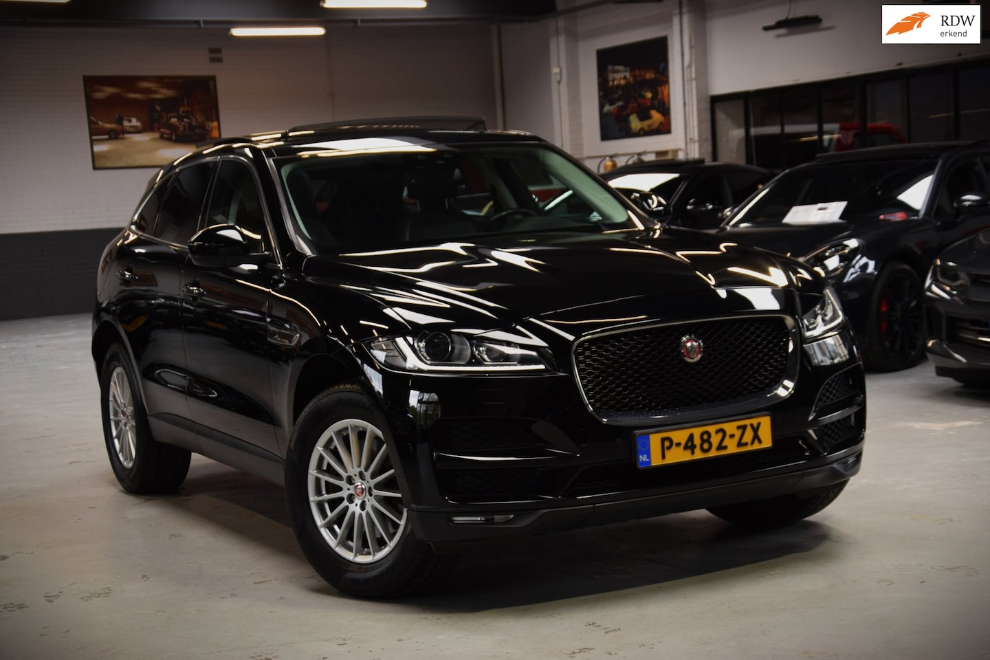 Jaguar F-Pace - 3.0 S/C Prestige AWD 35t Navi|Panoramadak|Leder| - AutoWereld.nl