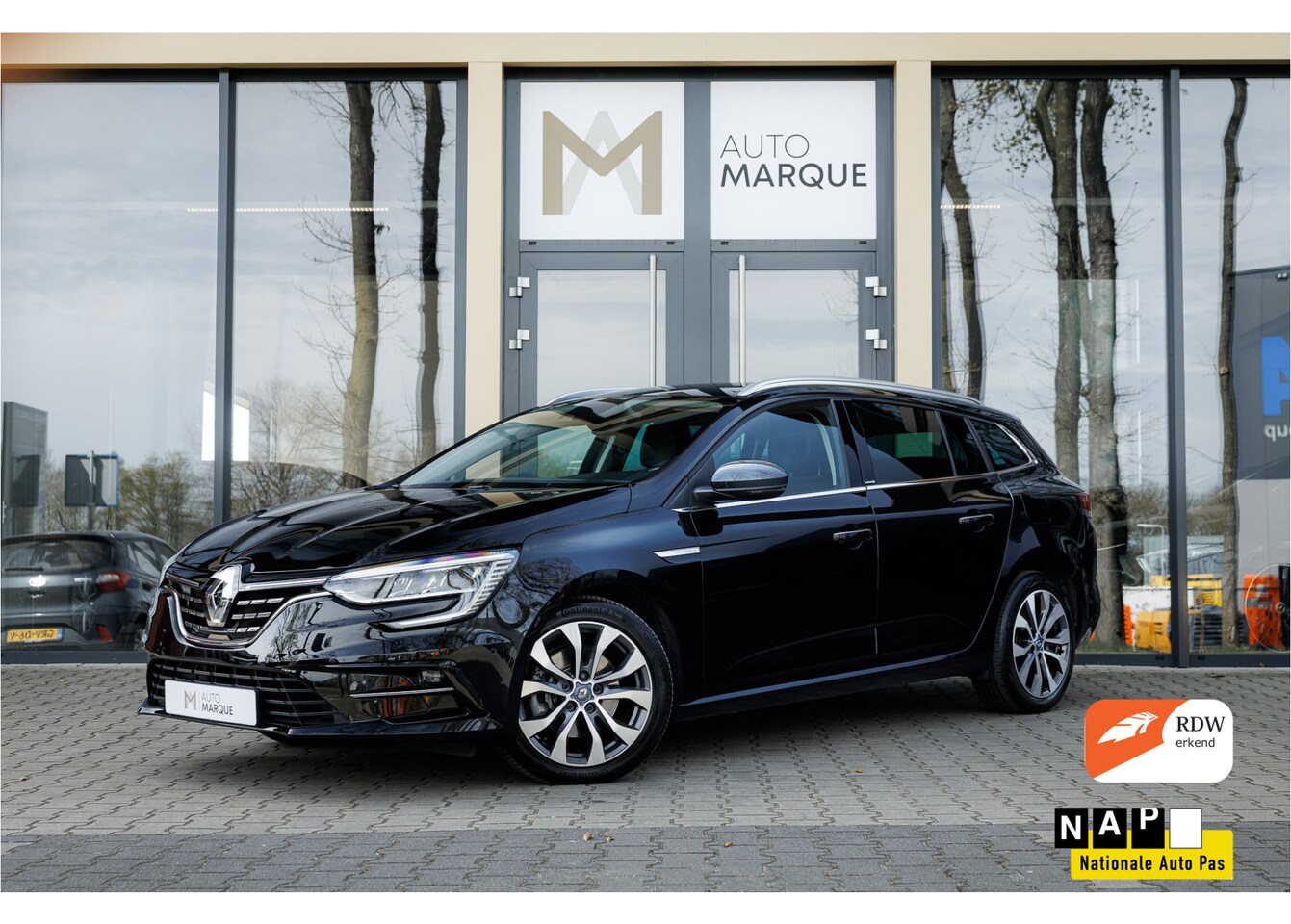 Renault Mégane E-Tech - Estate 1.6 Plug-In Hybrid 160PK Aut. | Business Edition One | Dealeronderhouden | 1e Eigen - AutoWereld.nl
