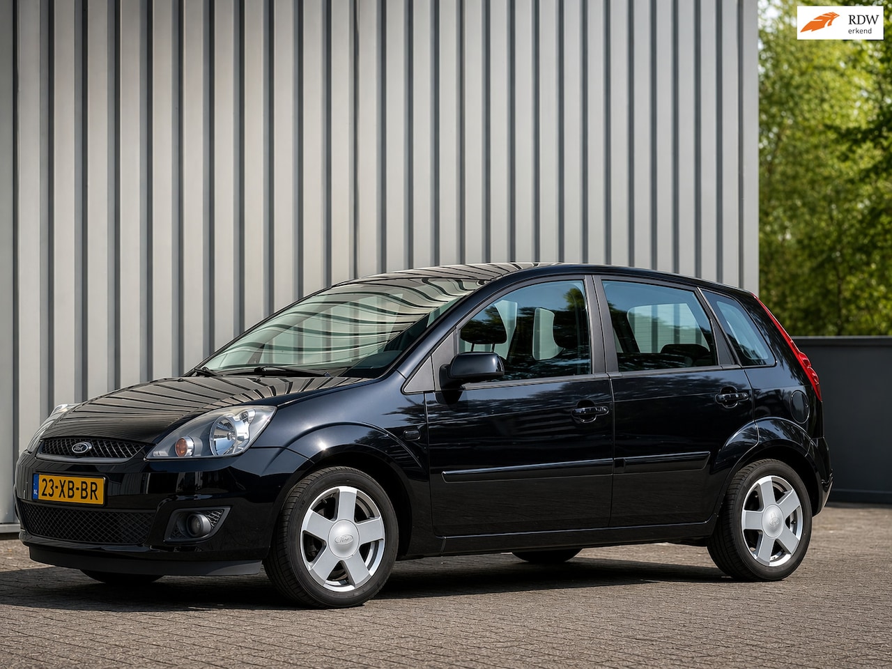 Ford Fiesta - 1.3-8V Futura / 5drs + Airco / Nwe APK! - AutoWereld.nl