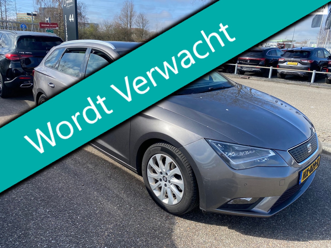 SEAT Leon ST - 1.0TSI Style 116pk Clima Cruise LED Navi PDC Trekhaak - AutoWereld.nl