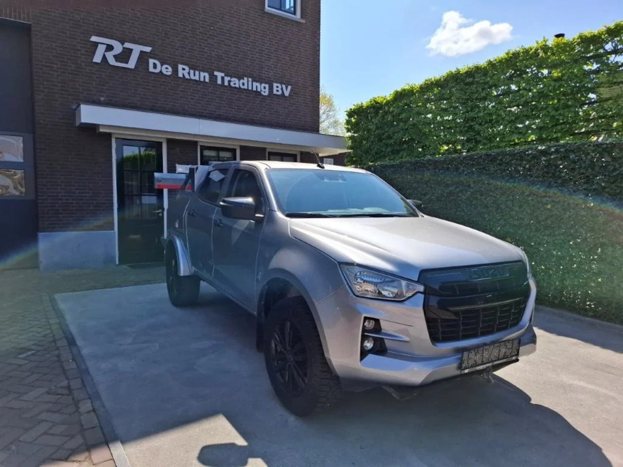 Isuzu D-Max - Co.Me.Ar RF 010 Takelwagen Lepelvoertuig - AutoWereld.nl