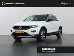 Volkswagen T-Roc - 1.5 TSI Style Business | Trekhaak | LED | Virtual Cockpit | Apple CarPlay/ Android auto |